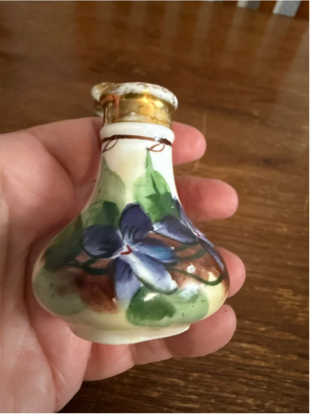 Vintage Bavaria Hand Painted Porcelain Salt & Pepper Shakers Purple Floral Gold